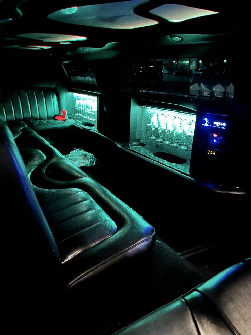 Chrysler 300 Limo - Davinci - Custom Limousine Kansas City