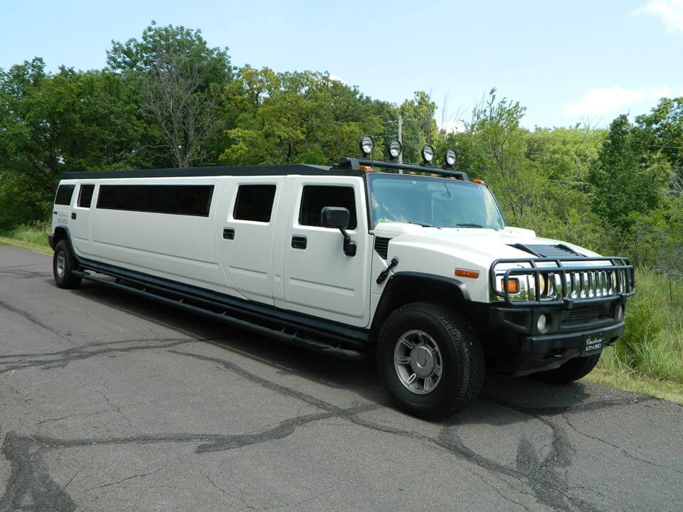 H2 Hummer Limo - Custom Limousine Kansas City