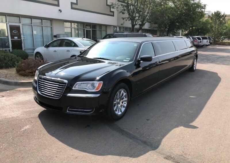 Chrysler 300 stretch limousine serving Blue Springs, Missouri